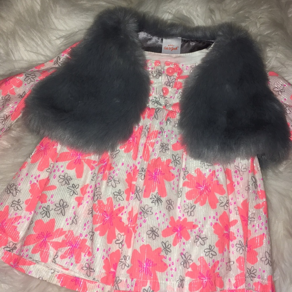 Super girly 2 piece flowy dress and furry vest